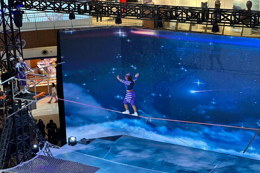  Ini Alasan Juggling dan High Wire Selalu Jadi Atraksi Favorit Pengunjung di Summarecon Expo 2025 